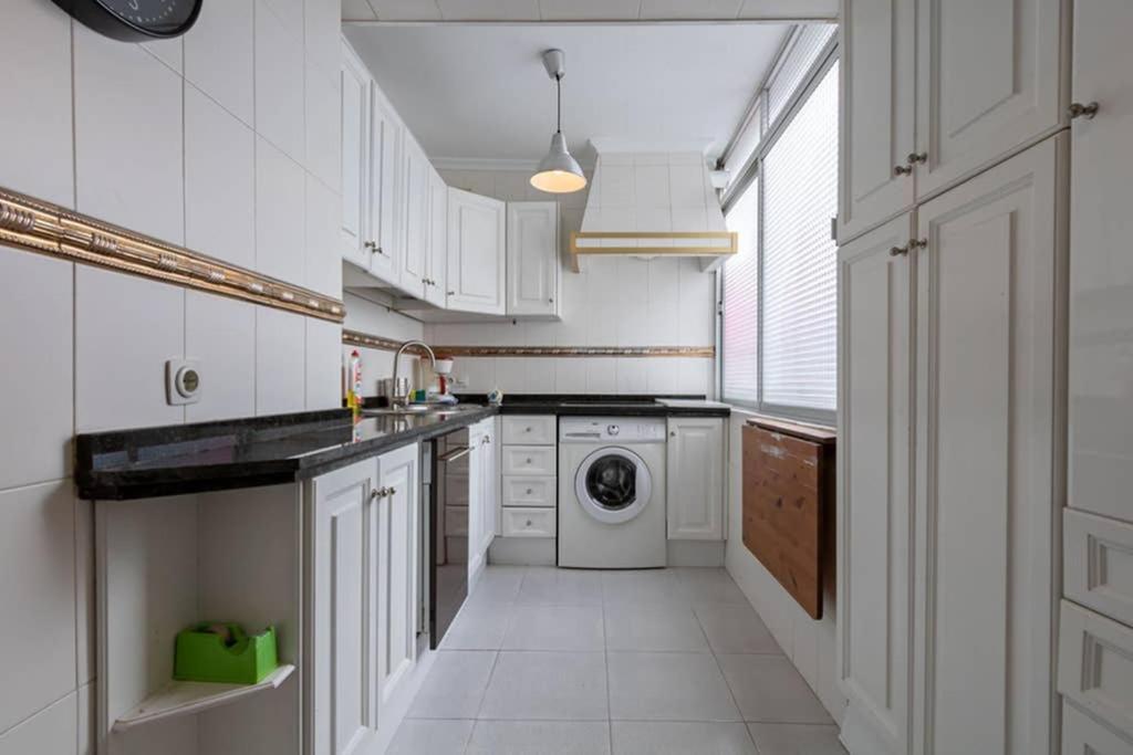Triana Maestro Deluxe By Valcambre Apartment Sevilla Bagian luar foto